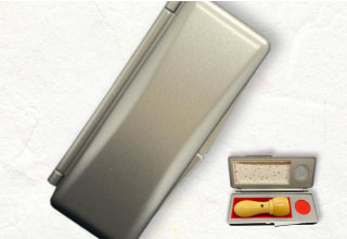 メタルカラーケース